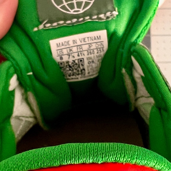 Adidas Run '70s Running Shoe NWOT - Picture 10 of 15